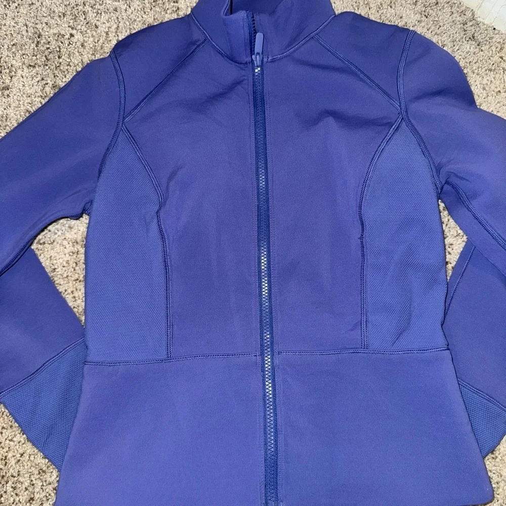 Lululemon Front & Centre Jacket in Stony Grape Size 8 - Picture 4 of 8